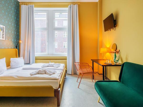 Hotel BELLEVUE am Kurfürstendamm : photo 1 de la chambre chambre double ou lits jumeaux