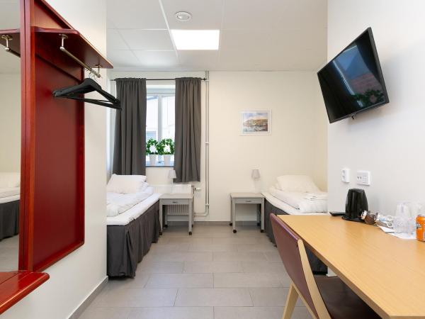 Kalmar Hotell : photo 5 de la chambre chambre lits jumeaux Économique avec salle de bains commune