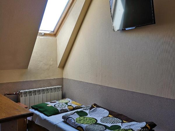 U KOMINKA : photo 3 de la chambre chambre familiale avec salle de bains