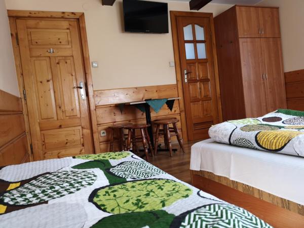 U KOMINKA : photo 4 de la chambre chambre quadruple avec salle de bains privative