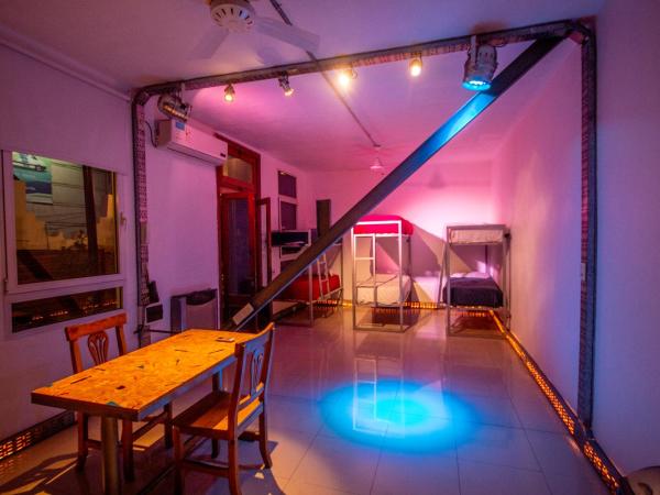 High Hostel Rosario : photo 3 de la chambre lit dans dortoir mixte de 6 lits