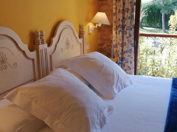 Hotel Palacio De La Viñona : photo 5 de la chambre chambre double avec lit d'appoint (2 adultes + 1 enfant)