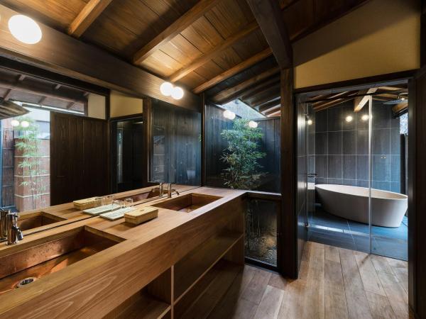 Nazuna Kyoto Gosho : photo 5 de la chambre chambre de luxe avec baignoire semi-extérieure