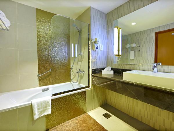 Vision Imperial Hotel Formerly Excelsior Hotel Downtown : photo 4 de la chambre chambre lit king-size exécutive