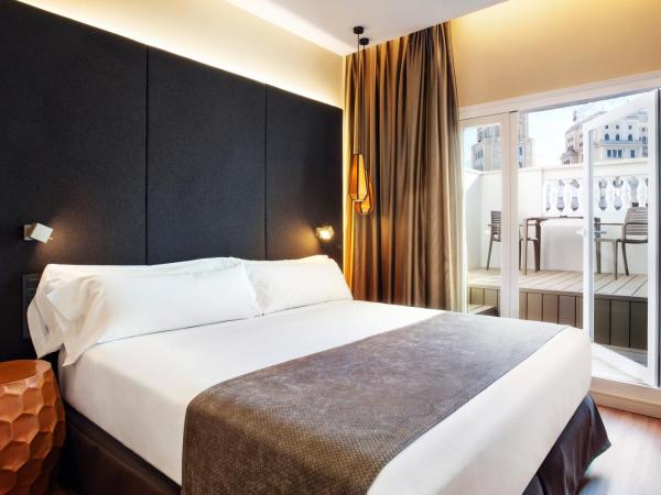 Catalonia Gran Vía Madrid : photo 5 de la chambre chambre double supérieure avec terrasse
