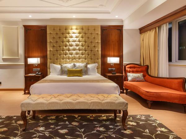 Hotel Shanker-Palatial Heritage Kathmandu : photo 3 de la chambre royal suite - free airport transfers, early check-in & late check-out by 2 hrs