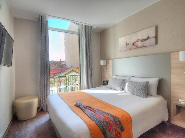 Hotel Du Midi : photo 4 de la chambre chambre double