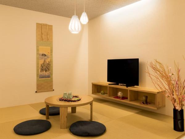 Guesthouse Raku : photo 4 de la chambre chambre familiale standard