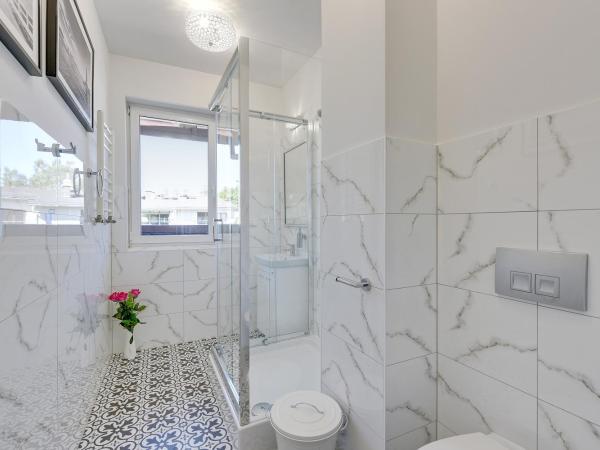 Meduza Sopot : photo 1 de la chambre chambre simple avec salle de bains commune