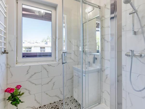 Meduza Sopot : photo 2 de la chambre chambre simple avec salle de bains commune