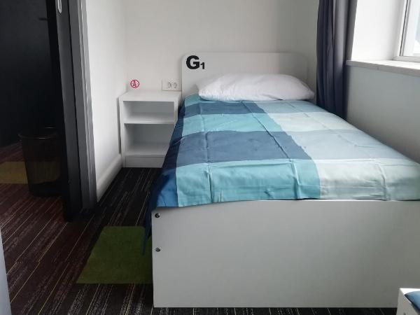 Hostel 365 For U : photo 5 de la chambre petite chambre lits jumeaux