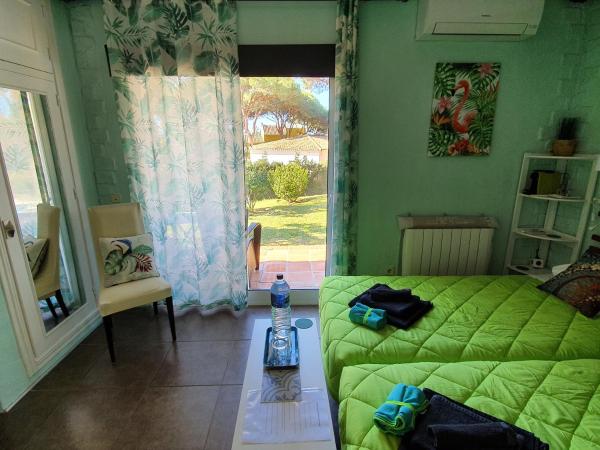 El Nácar Bed & Breakfast : photo 1 de la chambre chambre double ou lits jumeaux avec terrasse