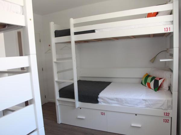 UAU Hostel : photo 1 de la chambre lit simple dans dortoir de 4 lits