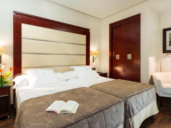 Hotel Valencia Center : photo 2 de la chambre chambre double ou lits jumeaux