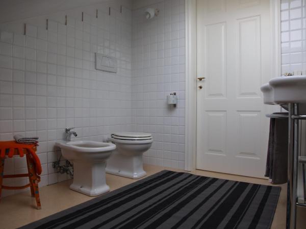 Masnadieri 18 : photo 2 de la chambre chambre double avec baignoire spa