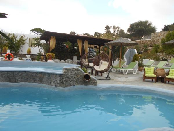 La Veranda of Mykonos Traditional Guesthouse : photo 8 de la chambre chambre double - vue sur piscine