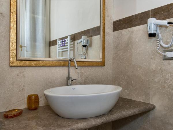 Relais Dei Mercanti B&B And Suites : photo 6 de la chambre chambre triple