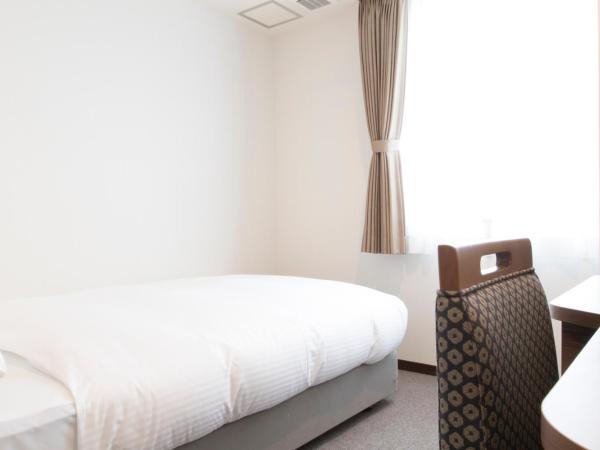 Toho Hotel Namba Motomachi : photo 2 de la chambre chambre simple Économique - non-fumeurs