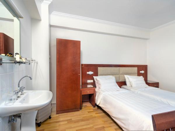 Attalos Hotel : photo 8 de la chambre chambre familiale