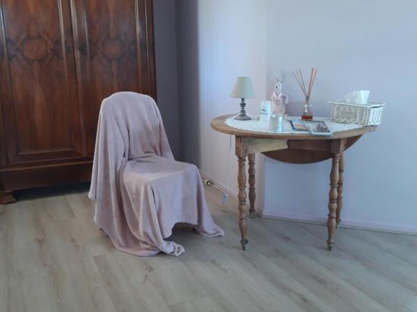 Agréable Maison sur le Bassin d'Arcachon : photo 6 de la chambre chambre double avec salle de bains privative