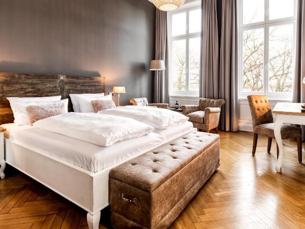 Hotel Alsterblick : photo 1 de la chambre chambre double de luxe - vue sur lac