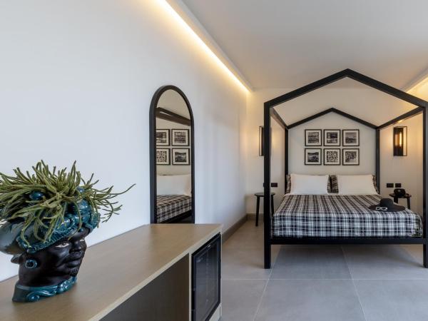 Maison Bon Bon : photo 5 de la chambre chambre double ou lits jumeaux deluxe - vue sur mer