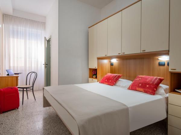 Hotel Maria Serena : photo 5 de la chambre chambre double confort