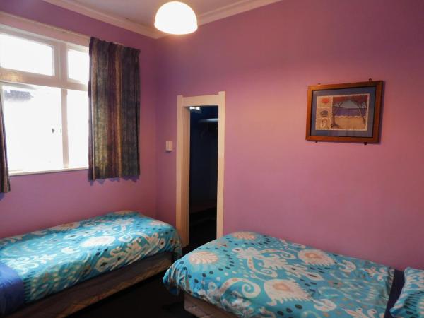 Rotorua Central Backpackers : photo 7 de la chambre chambre lits jumeaux Économique