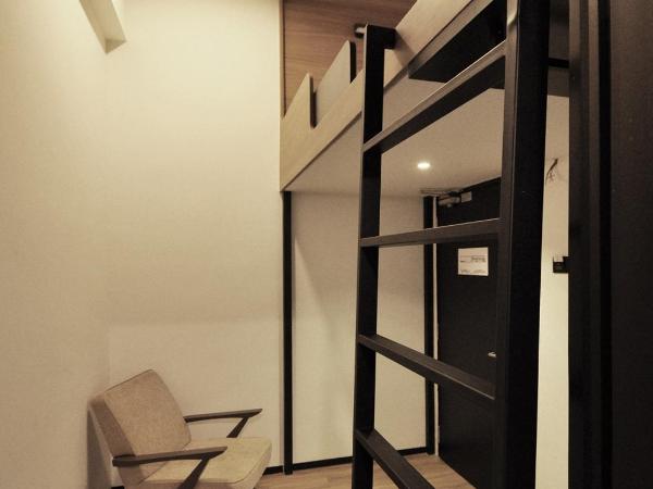 Kooning : photo 7 de la chambre chambre simple avec salle de bains privative