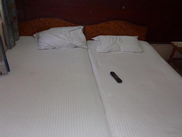 Hotel Chandra Lokk : photo 4 de la chambre chambre double Économique