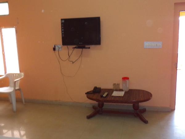 Hotel Chandra Lokk : photo 8 de la chambre chambre double Économique