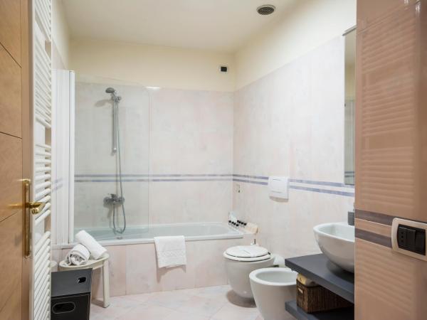 Piazza Paradiso Accommodation : photo 5 de la chambre chambre double ou lits jumeaux standard