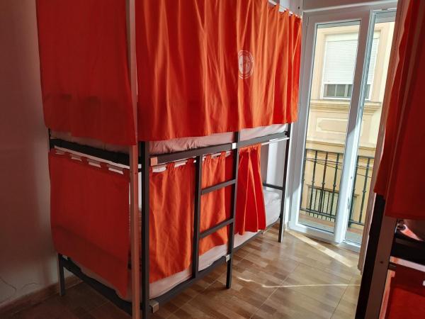 Summer Cádiz : photo 1 de la chambre lit dans dortoir mixte de 4 lits