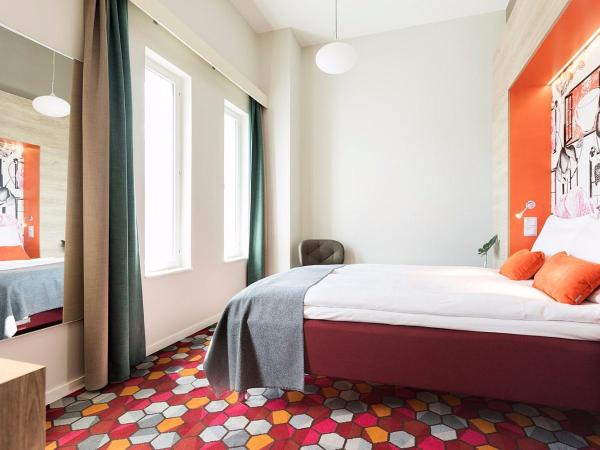 Motel L Stockholm Älvsjö : photo 3 de la chambre Élégante chambre double