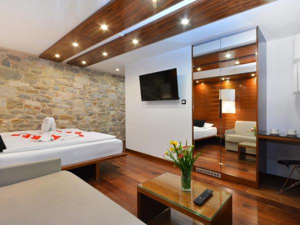 Jupiter Luxury Hotel : photo 3 de la chambre chambre quadruple deluxe