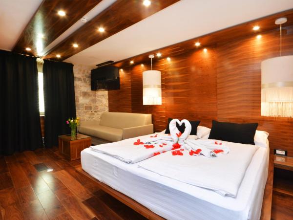 Jupiter Luxury Hotel : photo 4 de la chambre chambre quadruple deluxe