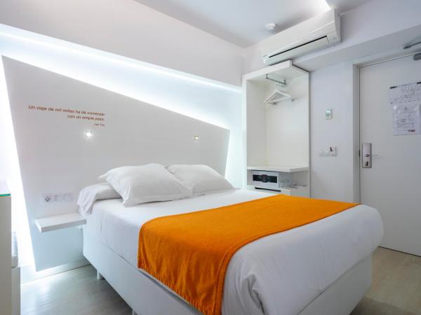Atarazanas Málaga Boutique Hotel : photo 1 de la chambre petite chambre double