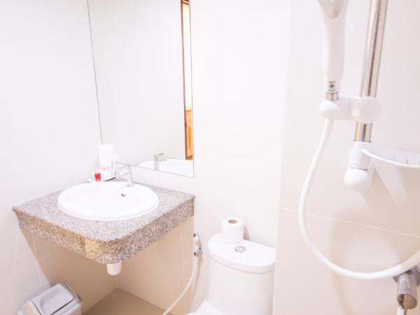 White House Bizotel : photo 5 de la chambre suite junior familiale