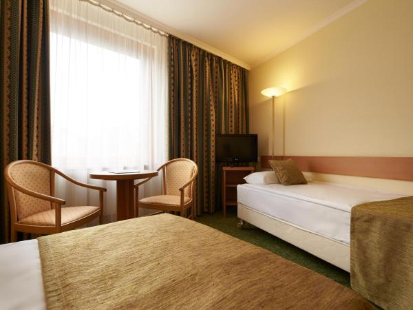 Danubius Hotel Erzsébet City Center : photo 5 de la chambre chambre triple standard