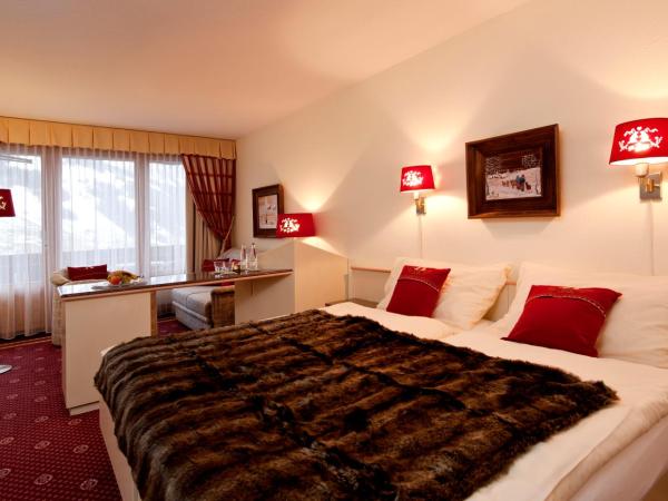 Chalet-Hotel Beau-Site : photo 9 de la chambre chambre double ou lits jumeaux deluxe - vue sur montagne