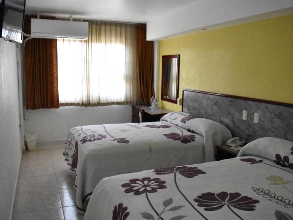 Hotel Baluarte : photo 2 de la chambre chambre double avec 2 lits doubles