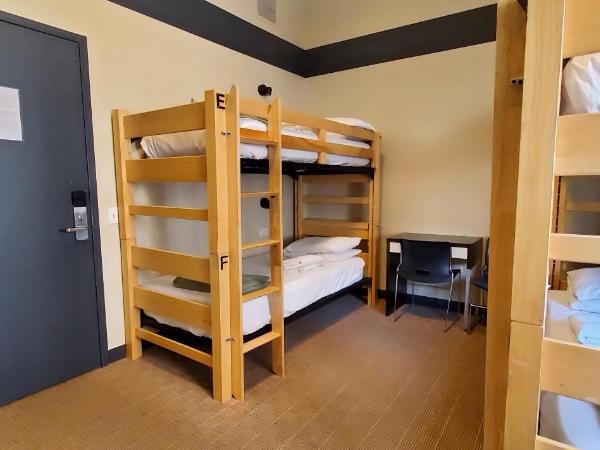 HI Chicago Hostel : photo 5 de la chambre lit dans dortoir pour hommes de 4 lits