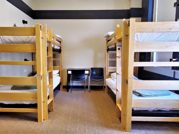 HI Chicago Hostel : photo 6 de la chambre lit dans dortoir pour hommes de 4 lits