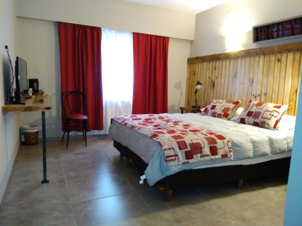 Hostal El Korú : photo 4 de la chambre chambre double ou lits jumeaux avec salle de bains privative