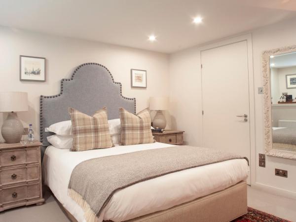 The Roseate Edinburgh - Small Luxury Hotels of the World : photo 6 de la chambre chambre supérieure the house