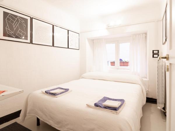 B&B La Casa del Cuoco - Piccola camera con colazione in appartamento privato : photo 5 de la chambre chambre double ou lits jumeaux