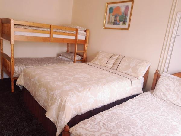 Billycan Guest Rooms : photo 5 de la chambre chambre familiale avec douche