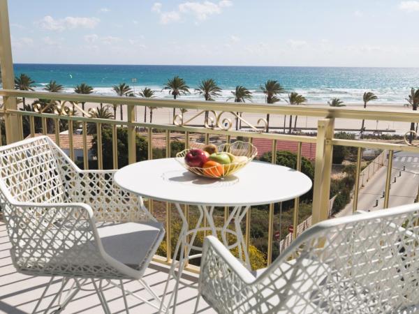 Hotel Almirante : photo 1 de la chambre chambre double supérieure - vue sur mer