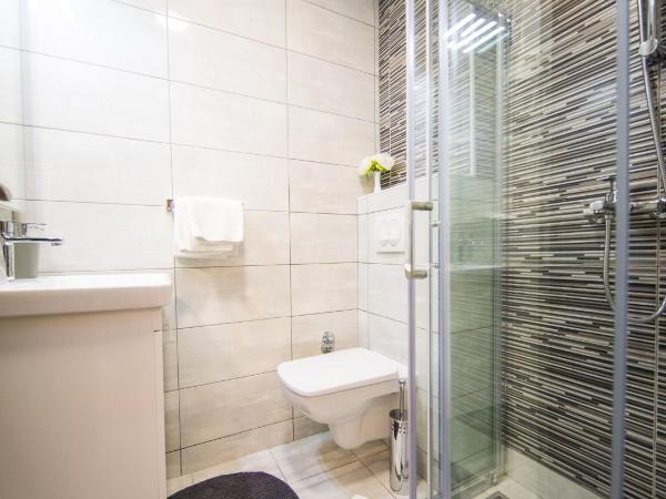 Villa Dard : photo 8 de la chambre chambre double avec terrasse