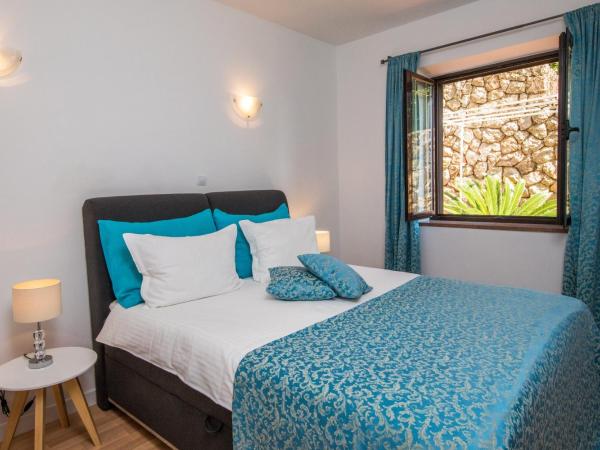 Villa Dard : photo 6 de la chambre suite avec terrasse